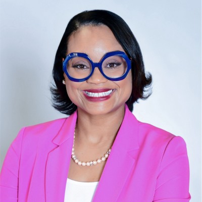 Charlitta Hatch Headshot